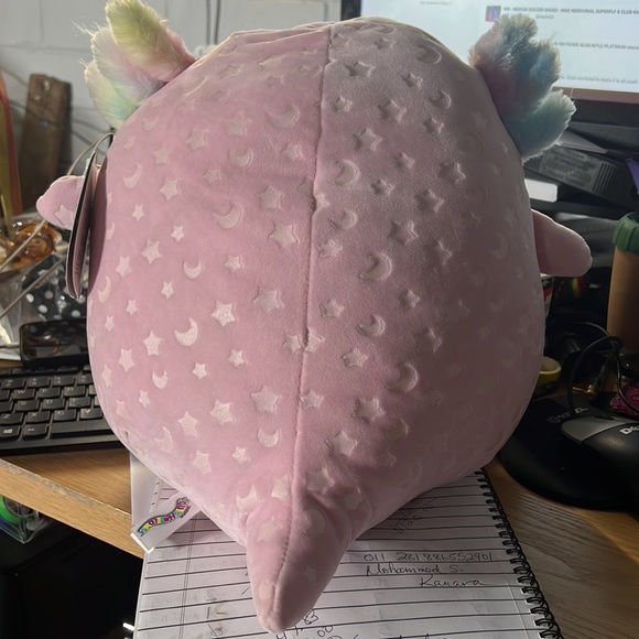 NWT Squishmallows - Cressida The Glow in The Dark Pink Axolotl - 11in - Picture 3 of 5